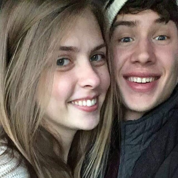 Meet your Posher, Taylor - Picture 1 of 1